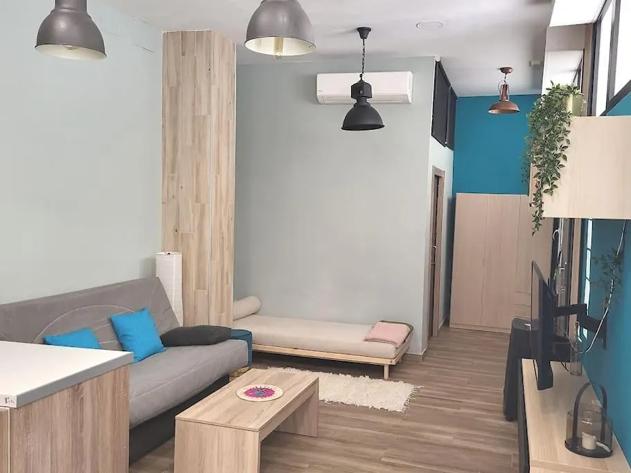Studio Type Loft Malaga Gare De Trains Et Plage
