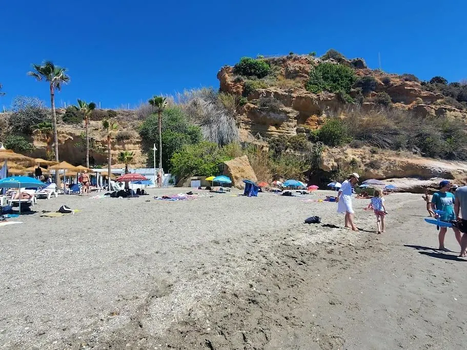 Apartment Studio Type Loft Malaga Gare De Trains Et Plage
