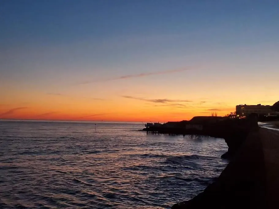 Studio Type Loft Malaga Gare De Trains Et Plage 0*,